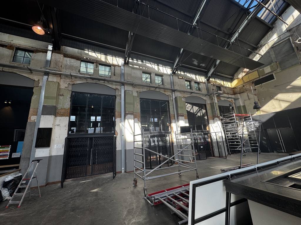 Stalen pui in het Energiehuis Dordrecht