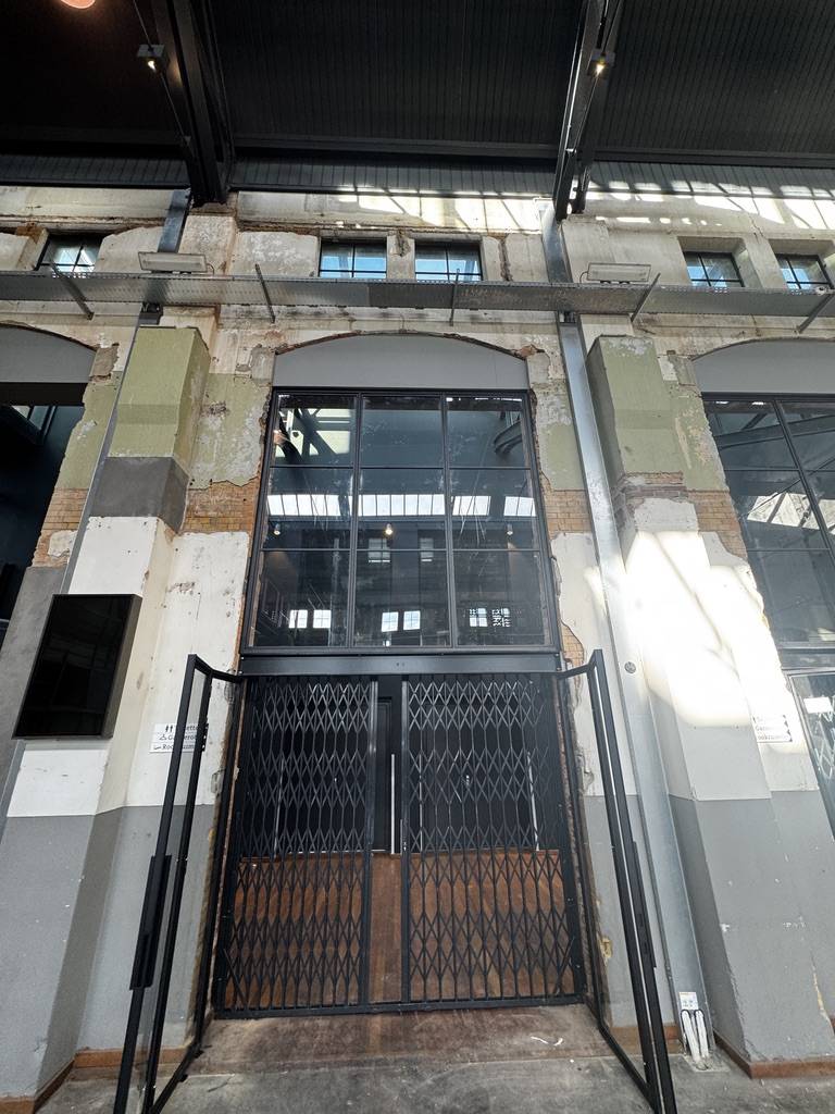 Stalen pui in het Energiehuis Dordrecht