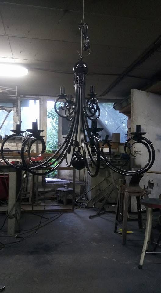 Smeedwerk — Handgesmede kroonluchter op maat, Nederland