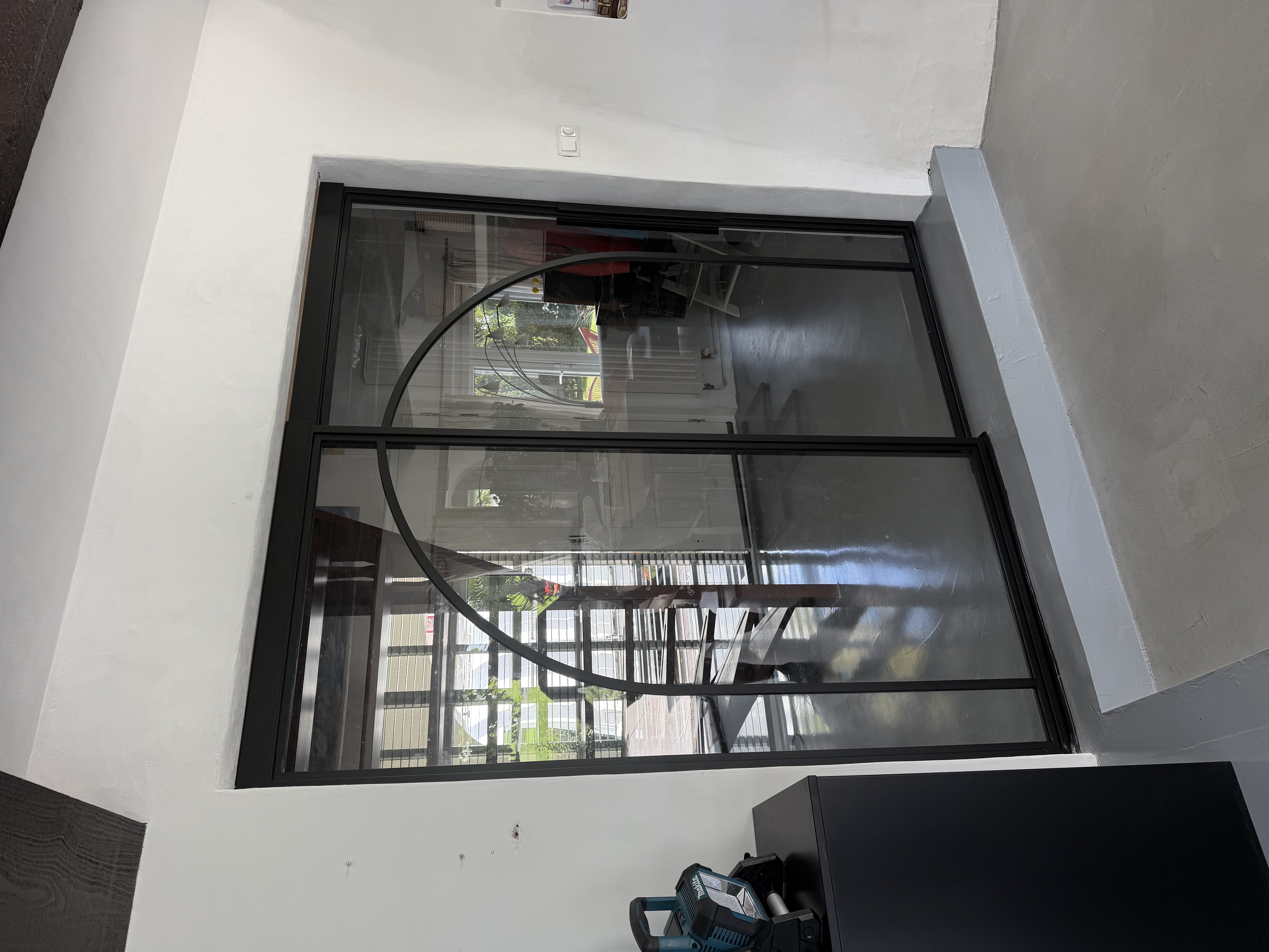 Stalen schuifdeur met zijlicht in ral 9005 structuur — Stalen schuifdeur met zijlicht in Zevenhuizen