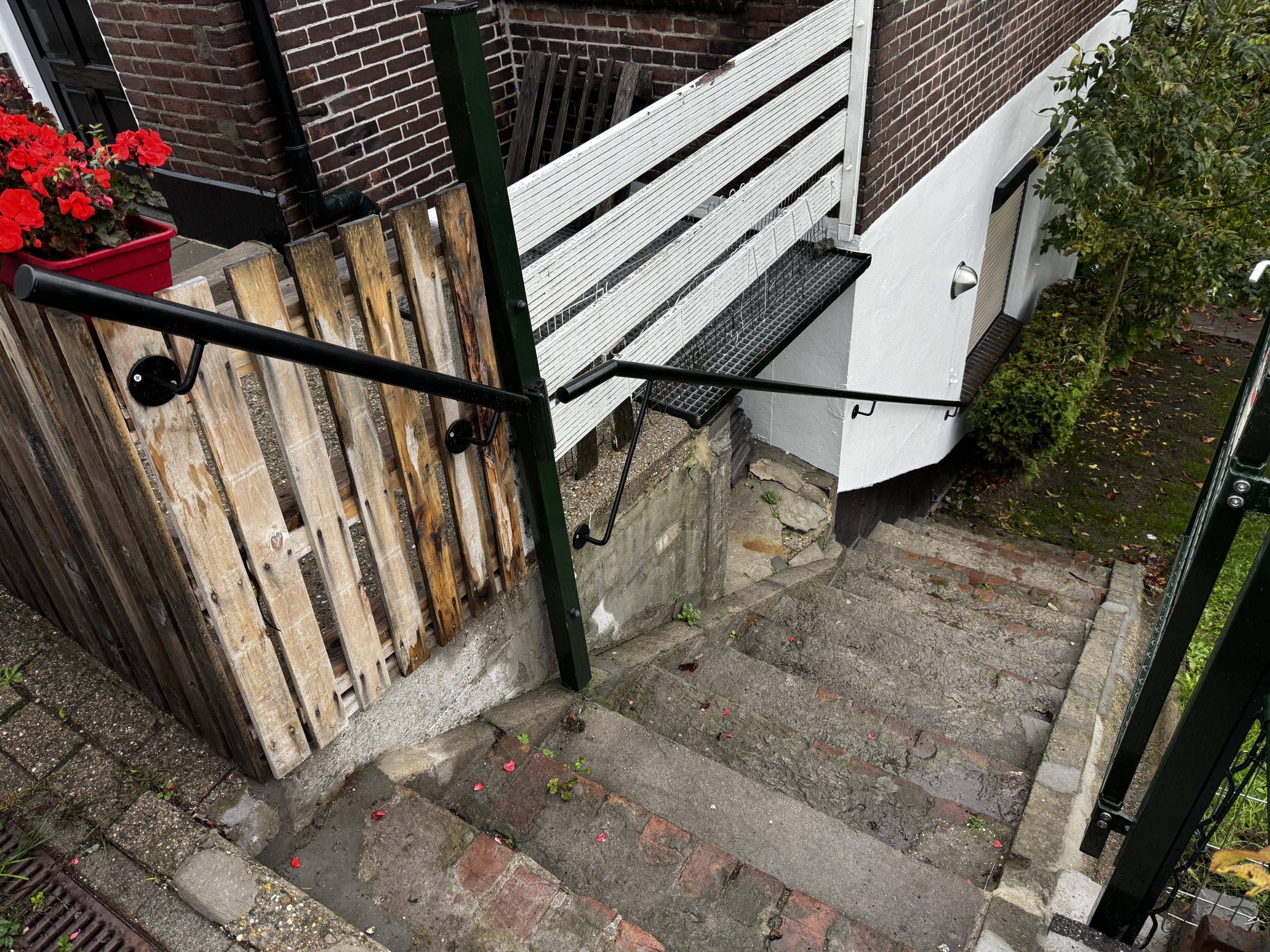 stalen buitenleuning papendrecht